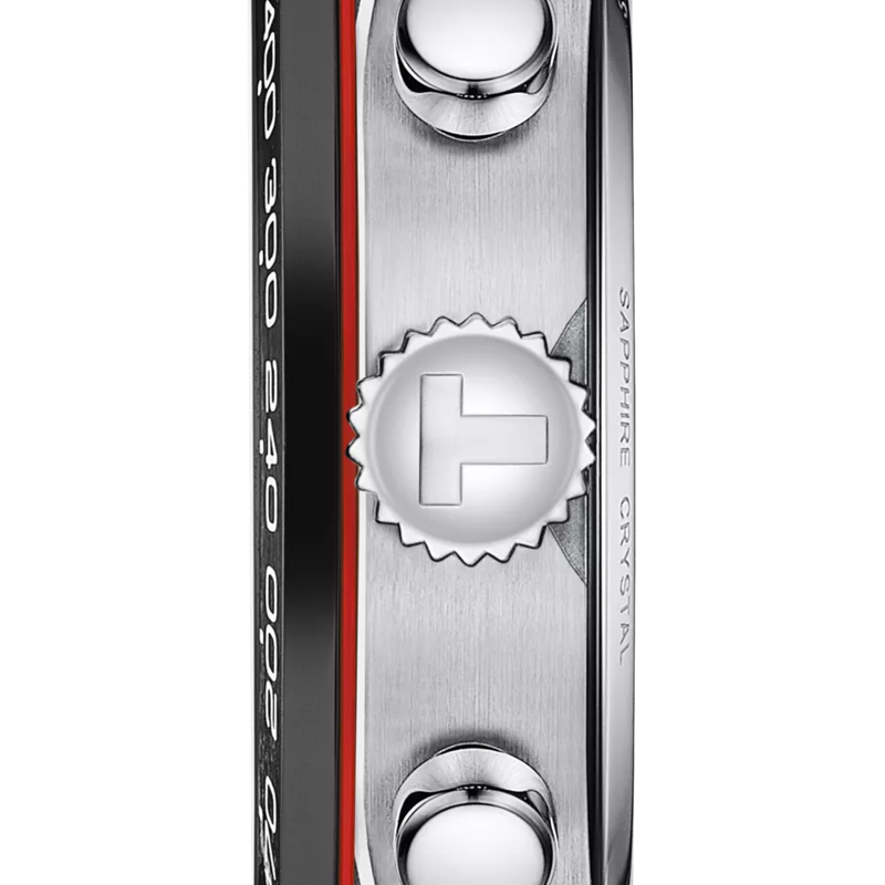 Profile view of the watch case Tissot PRS 516 Chronograph