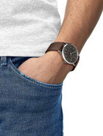 Simulation of the watch Tissot Heritage 1938 天文台認證自動款 on a wrist