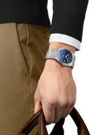 Simulation of the watch Tissot PRX Powermatic 80 Gradient 40mm on a wrist