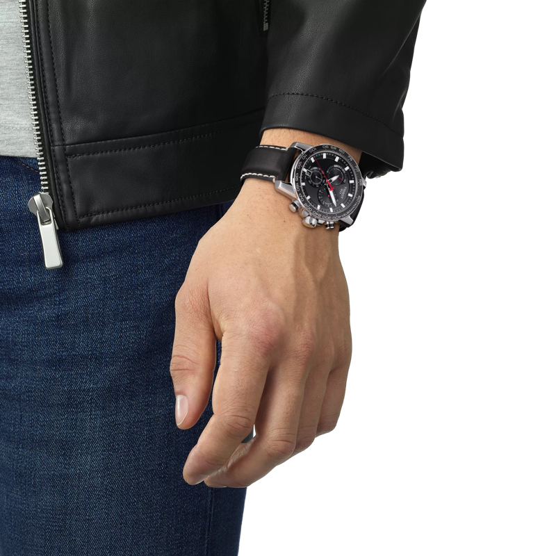 Simulation of the watch Tissot Supersport Chrono on a wrist