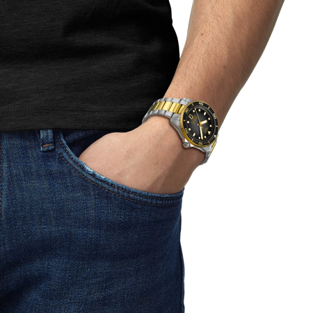 Darstellung der Uhr Tissot Seastar 1000 Powermatic 80 40mm am Handgelenk