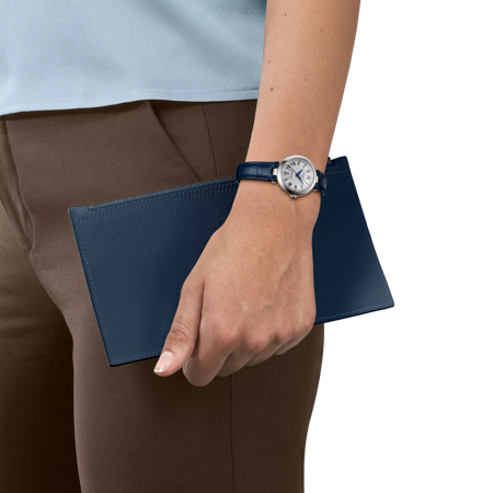 Simulation of the watch Tissot Bellissima automatic on a wrist