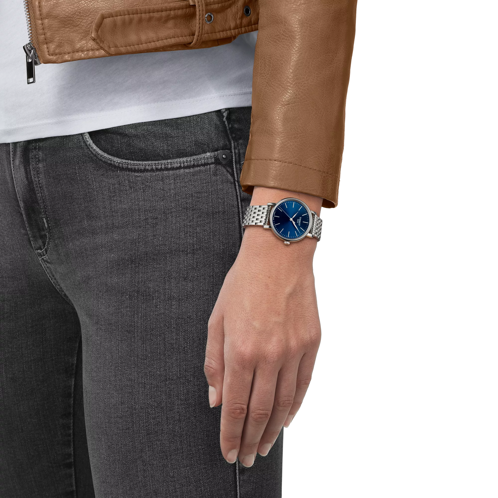 Simulation of the watch Tissot Everytime 34mm on a wrist