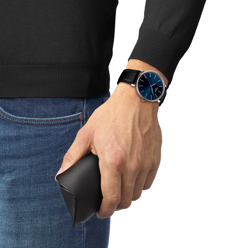 Simulation of the watch Tissot Everytime 40mm on a wrist