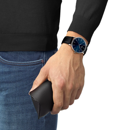 Simulation of the watch Tissot Everytime 40mm on a wrist