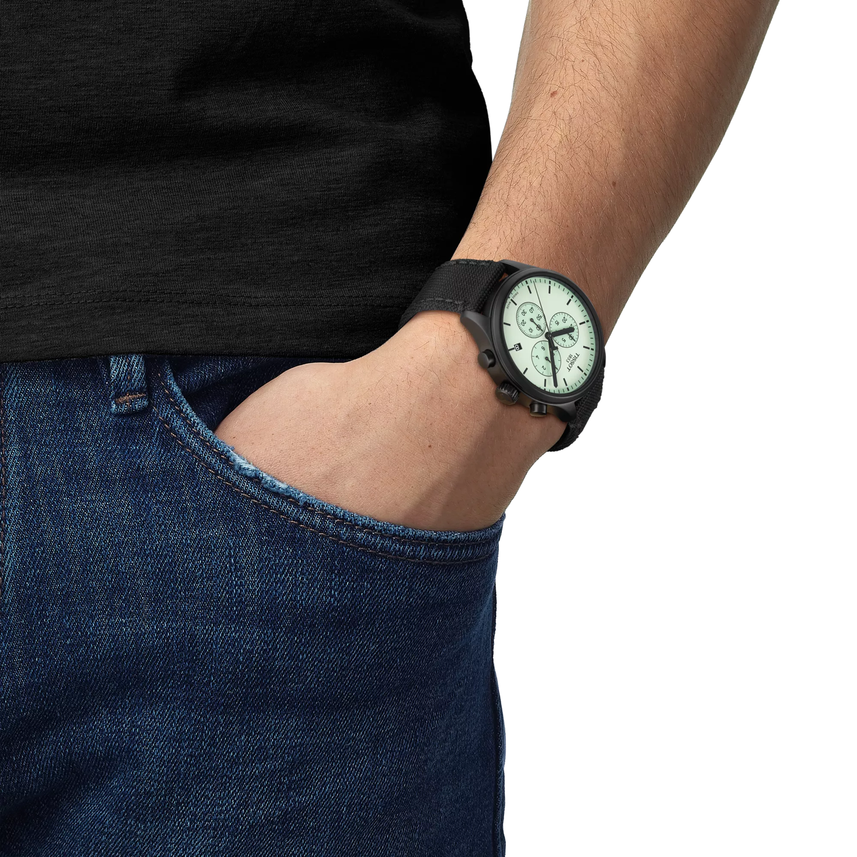 Simulation of the watch Tissot Chrono XL on a wrist