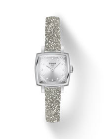 มุมมองด้านหน้าของนาฬิกา Tissot Lovely Square Festive Kit พร้อมเงา