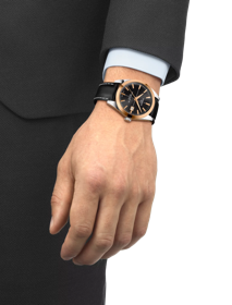 Simulation of the watch TISSOT ジェントルマン オートマティック パワーマティック80 シリシウム 18K ゴールド on a wrist