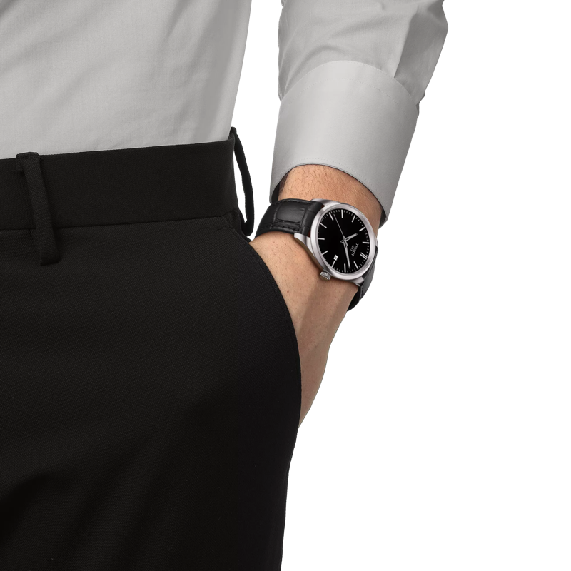 Simulation of the watch Tissot PR 100 Quartz 40mm on a wrist