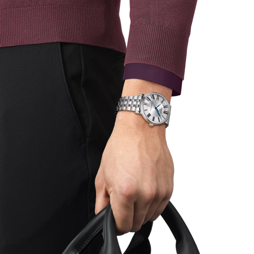 Simulation de la montre Tissot Carson Premium Powermatic 80 sur un poignet