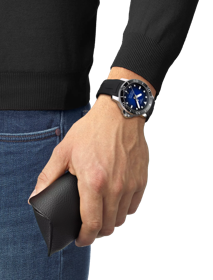 Simulation of the watch Tissot Seastar 1000 Powermatic 80 on a wrist