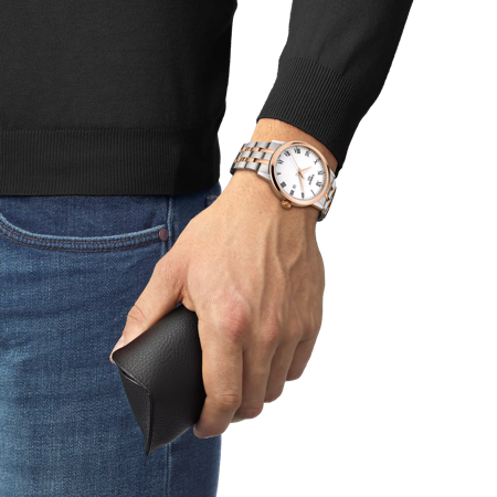 Simulation of the watch Tissot Classic Dream on a wrist