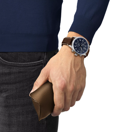 Simulation of the watch Tissot Chrono XL Vintage on a wrist