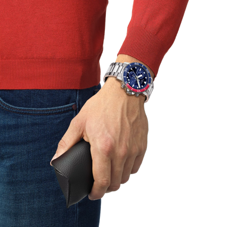 Simulation of the watch Tissot Seastar 1000 Quartz chronograph on a wrist