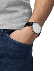 Simulation of the watch Tissot Everytime 42mm on a wrist
