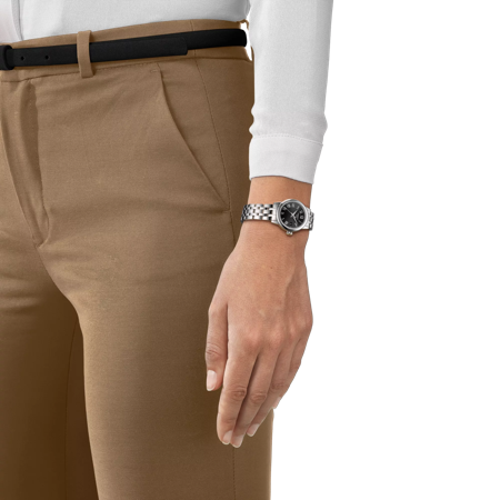 Simulation of the watch Tissot Classic Dream Lady on a wrist