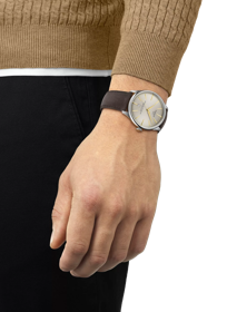 Simulación del reloj Tissot Chemin des Tourelles Powermatic 80 42 mm en la muñeca