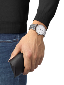 Simulation of the watch Tissot Everytime Swissmatic 40mm on a wrist