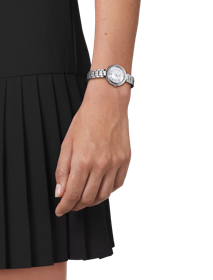 Simulation of the watch Tissot Flamingo on a wrist