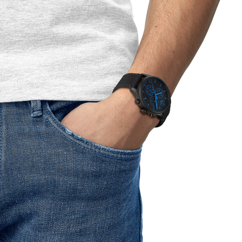 Simulation of the watch Tissot Chrono XL on a wrist